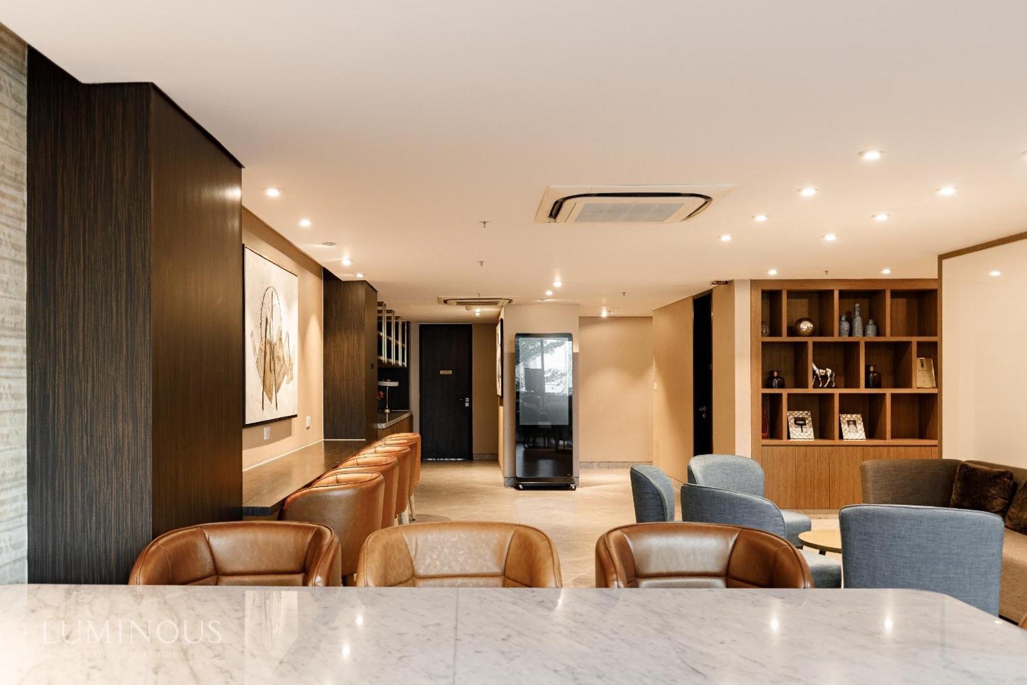 Exclusive 2-3 Bedroom Apartment In District 1 Free Pool Gym Sauna Ho Chi Minh-Byen Eksteriør billede