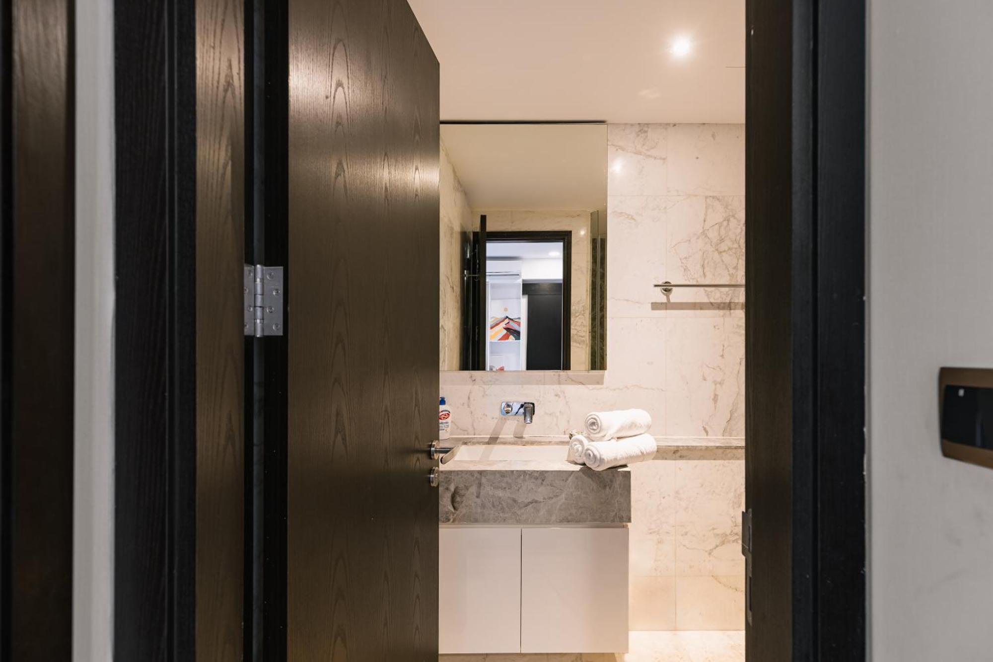 Exclusive 2-3 Bedroom Apartment In District 1 Free Pool Gym Sauna Ho Chi Minh-Byen Eksteriør billede