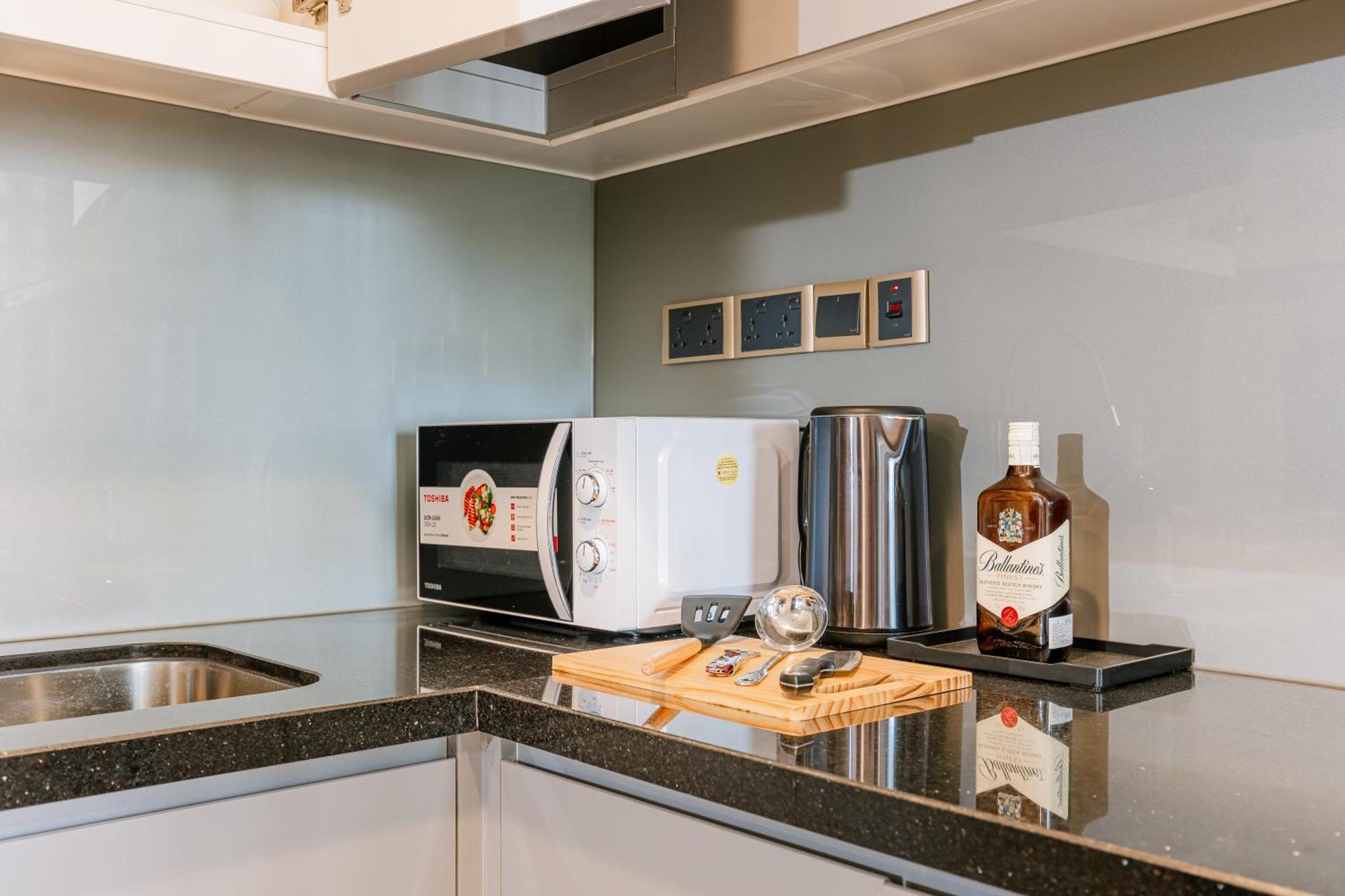 Exclusive 2-3 Bedroom Apartment In District 1 Free Pool Gym Sauna Ho Chi Minh-Byen Eksteriør billede